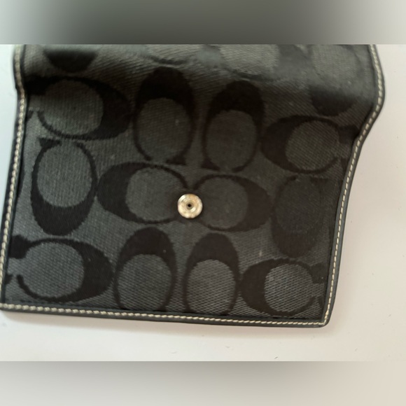 Coach Black Logo Canvas/Leather Billfold and credit card holder. - Picture 10 of 11